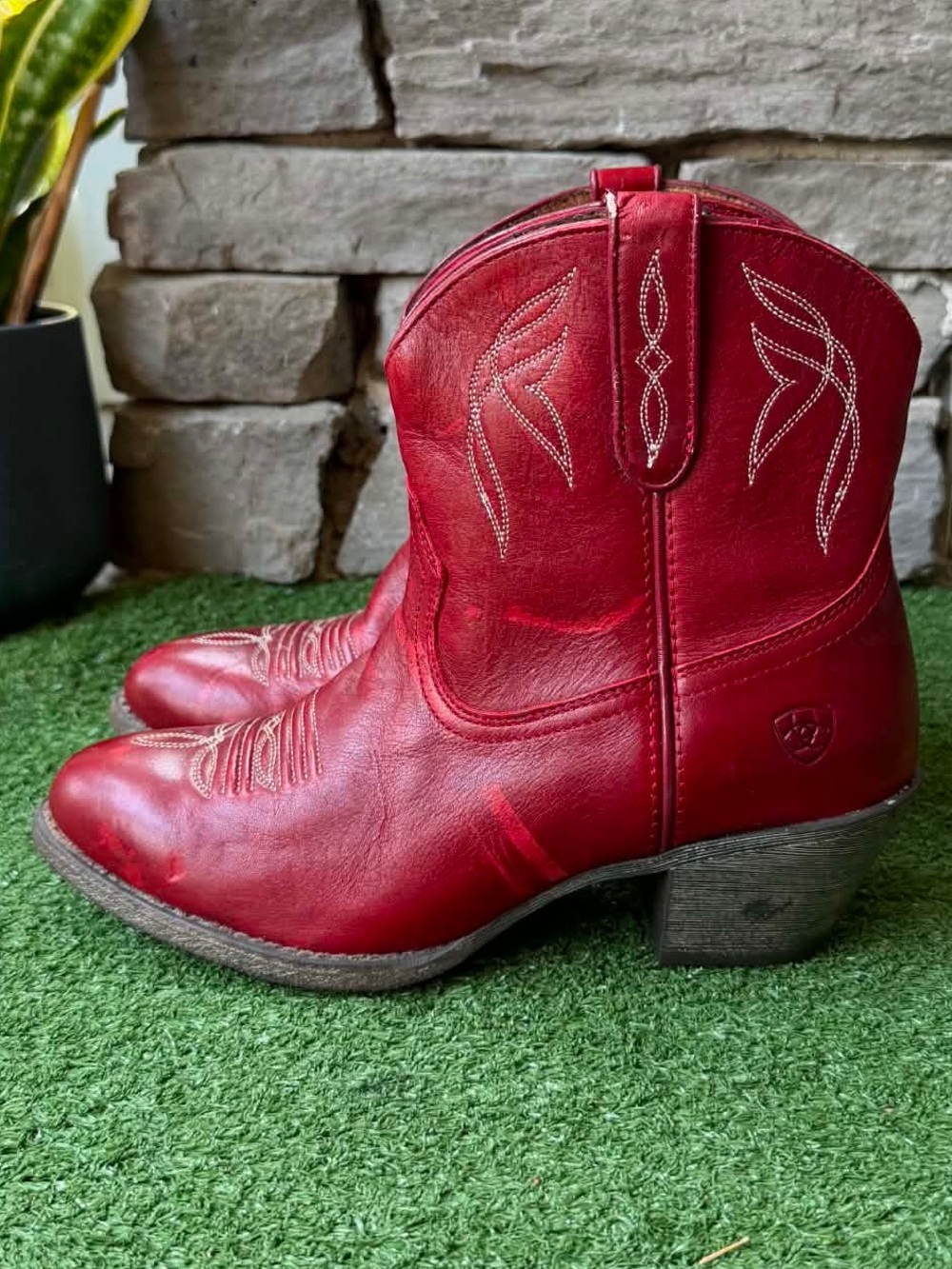 Ariat Darlin Red Leather Womens Booties